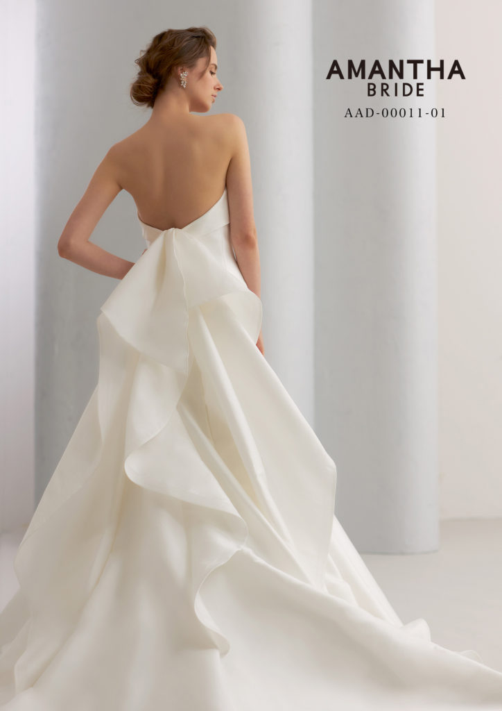 AAD-00011-01 オフホワイト③ | AMANTHA BRIDE（アマンサ ブライド）ドレスコレクション | 交織ミカドを全体に使用したラグジュアリー感あふれるマーメイドドレスです。シルエットにこだわって作成しているのでとてもスタイル良く見えます。