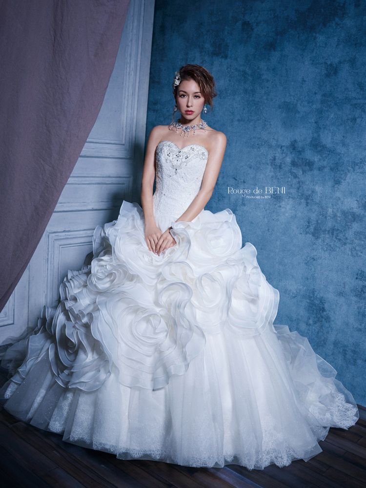 Rouge de BENIウェディングドレスコレクション ｜ 結婚式・ドレス 